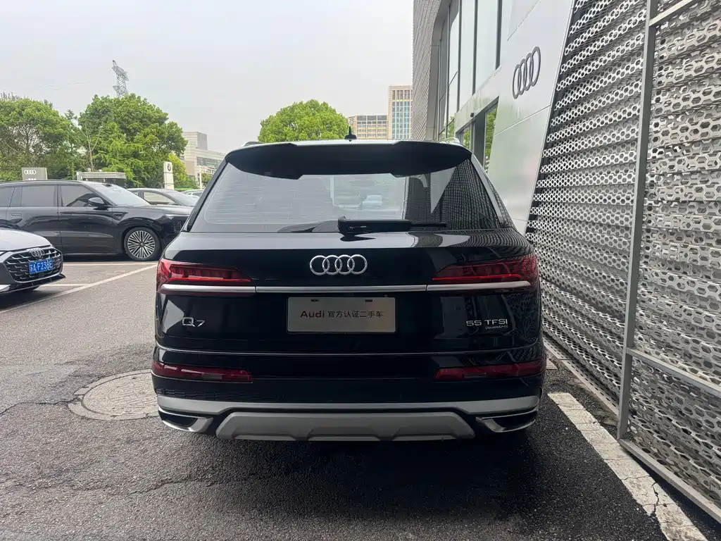Audi Q7 2022