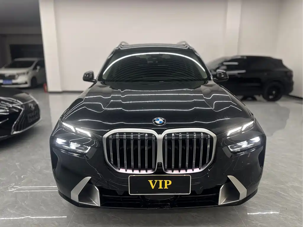 BMW X7 2023
