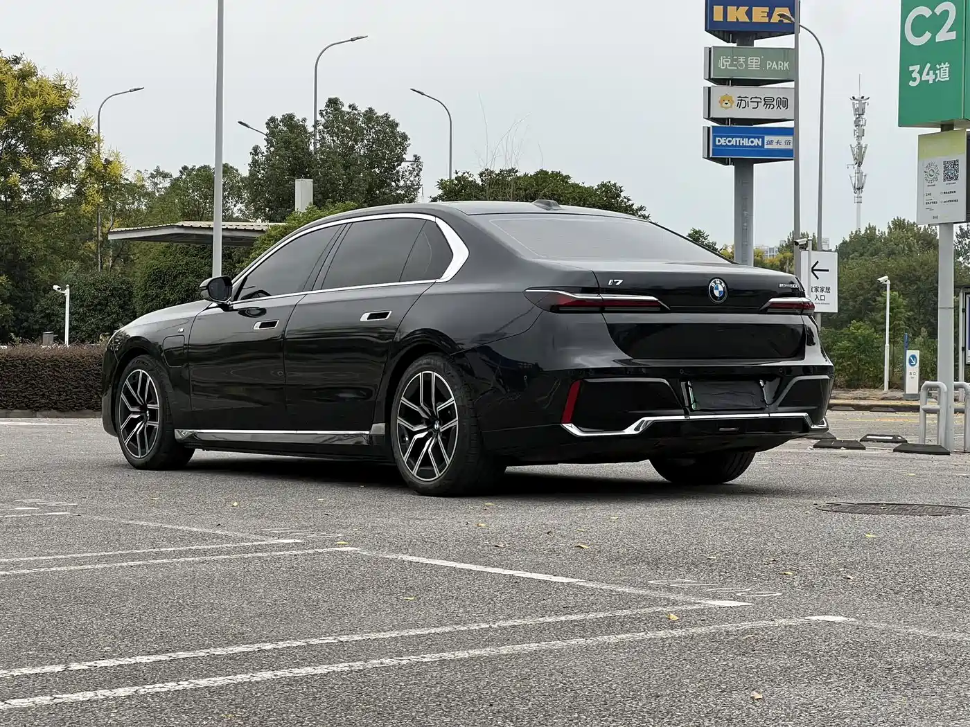 BMW i7 2024