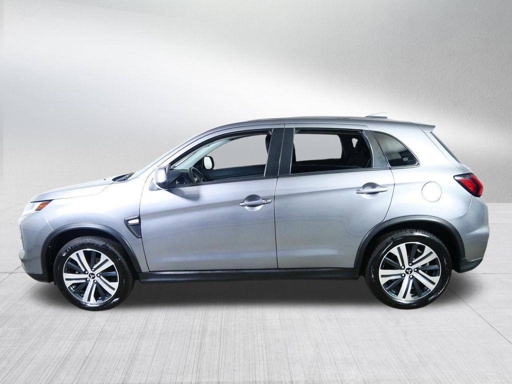 Mitsubishi Outlander Sport 2024