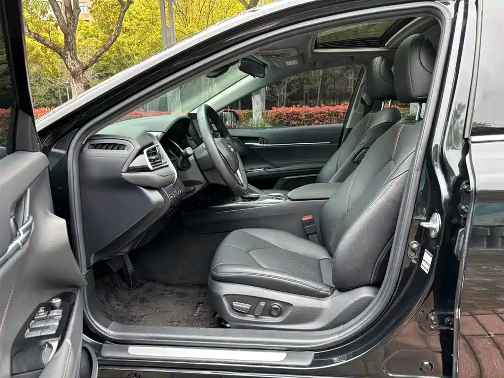 Toyota Camry 2022