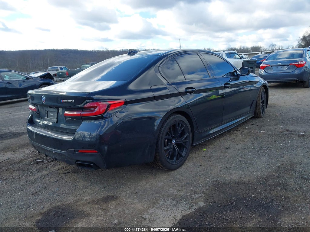 BMW M550 2022