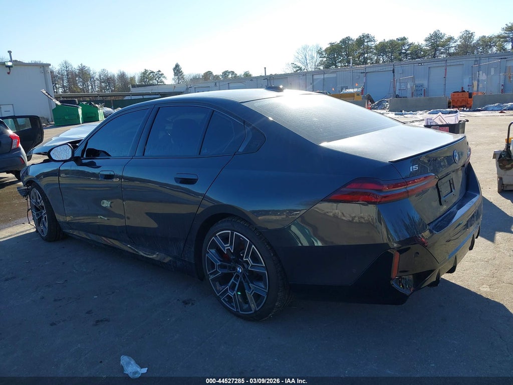 BMW i5 2025
