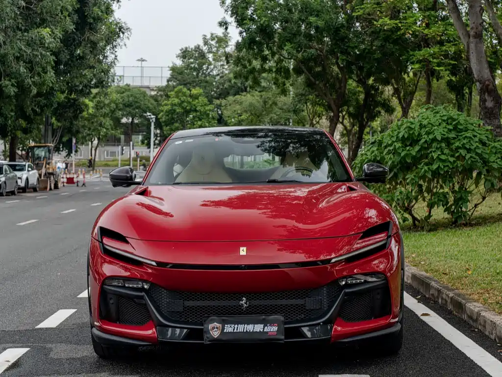 Ferrari Purosangue 2024