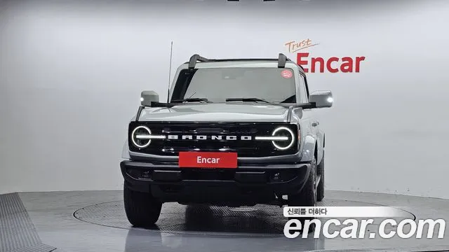 Ford Bronco 2023