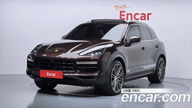 Porsche Cayenne 2021