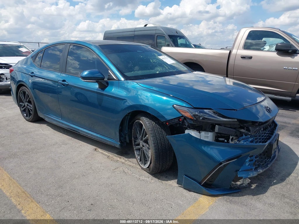 Toyota Camry 2026
