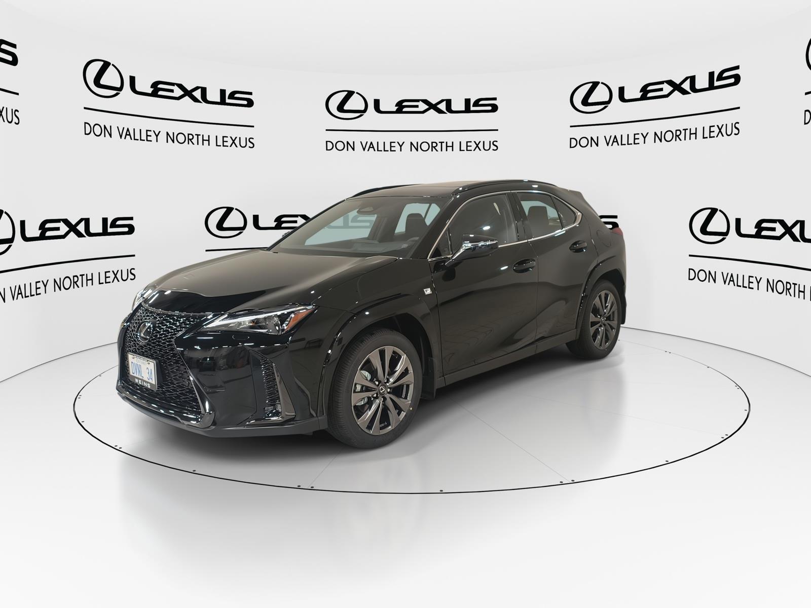 Lexus UX 2025