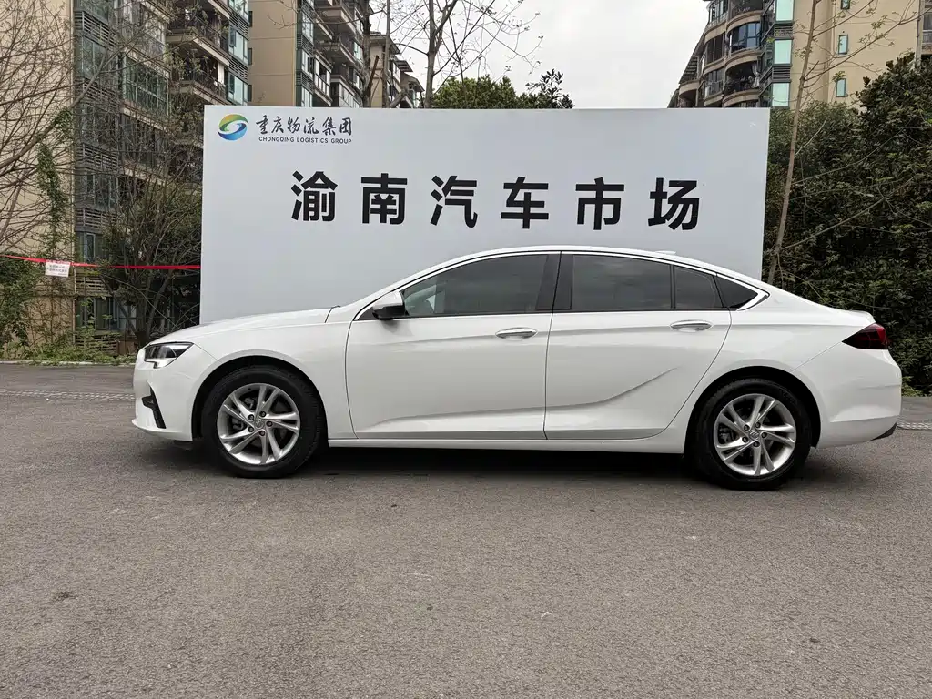 Buick Regal 2021