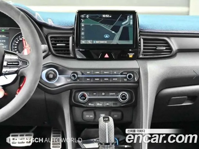 Hyundai Veloster 2021
