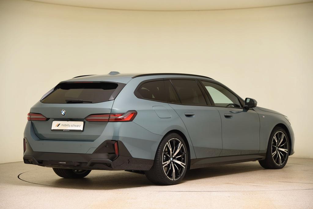 BMW 520 2024