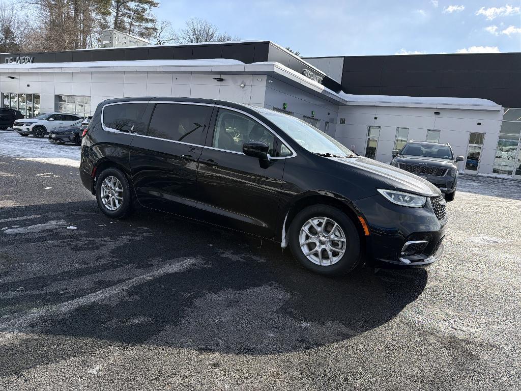 Chrysler Pacifica 2023