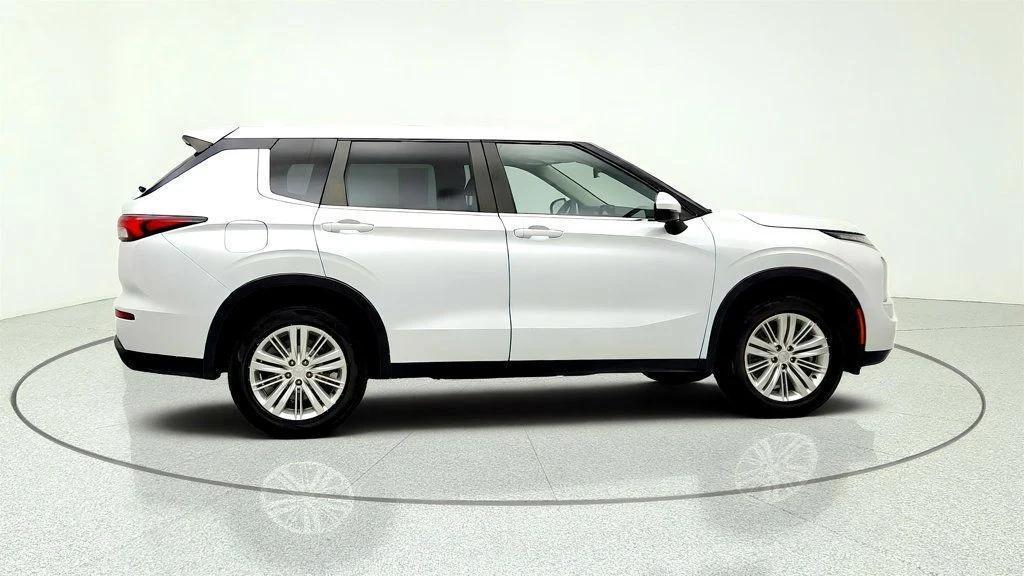 Mitsubishi Outlander 2022