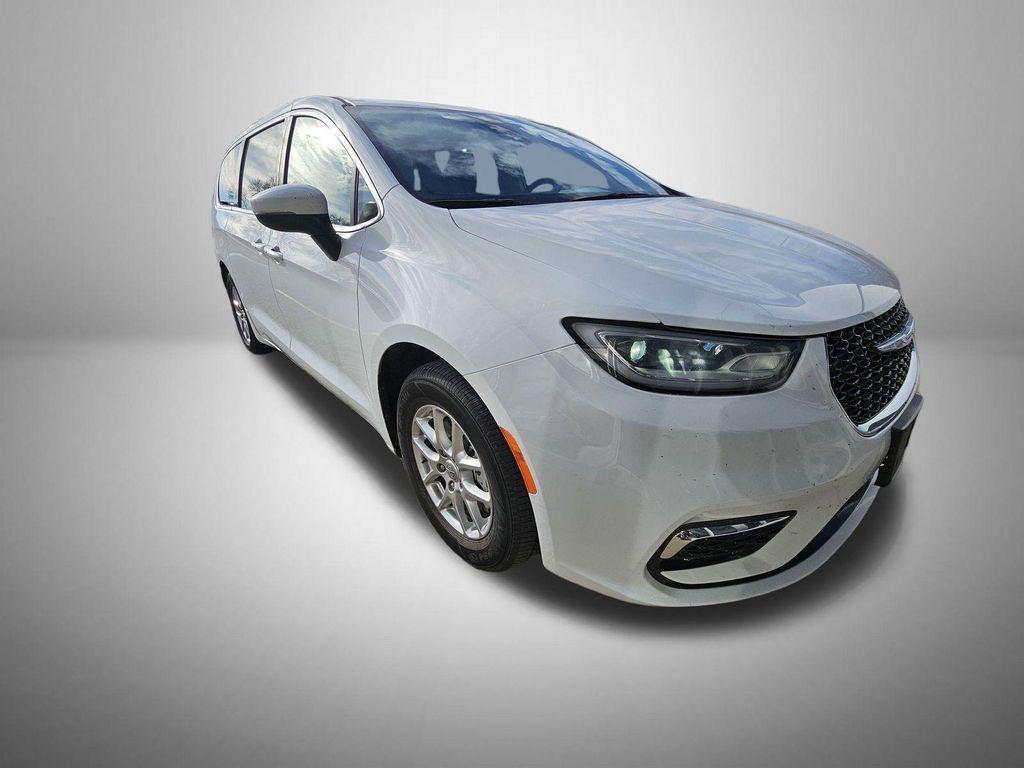 Chrysler Pacifica 2023