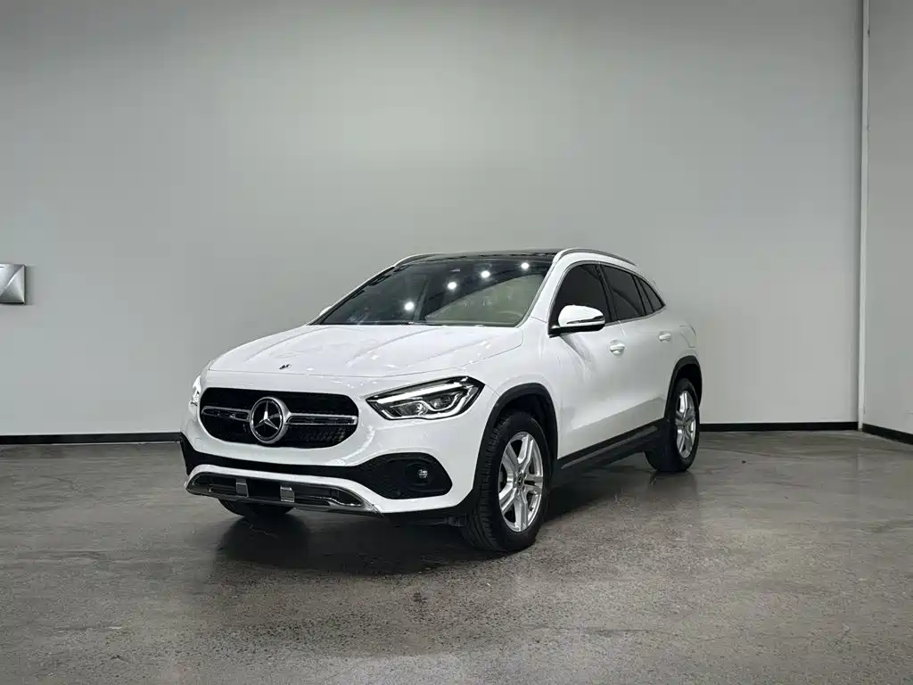 Mercedes-Benz GLA 2023