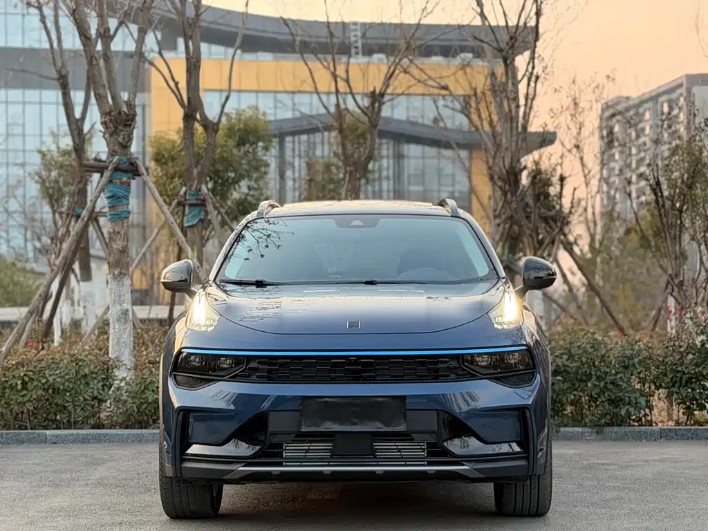 Lynk & Co 01 2021