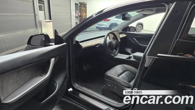 Tesla Model Y 2022