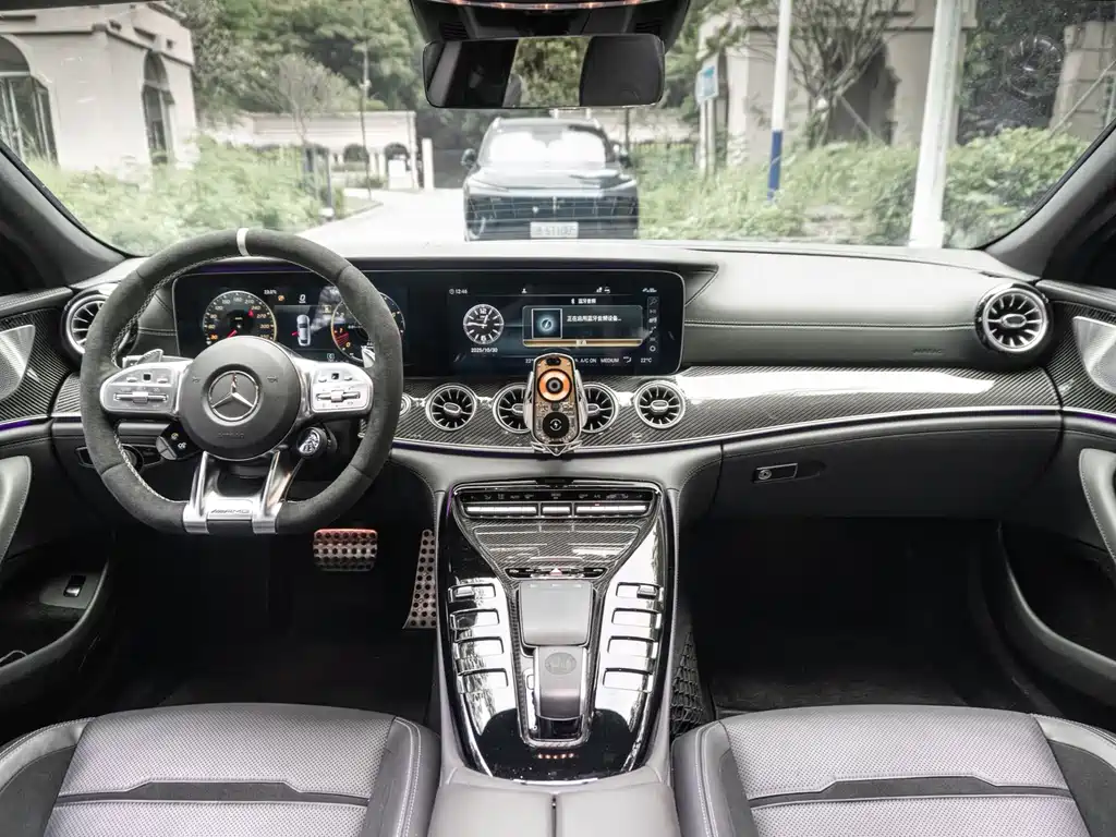 Mercedes-Benz AMG GT 2020
