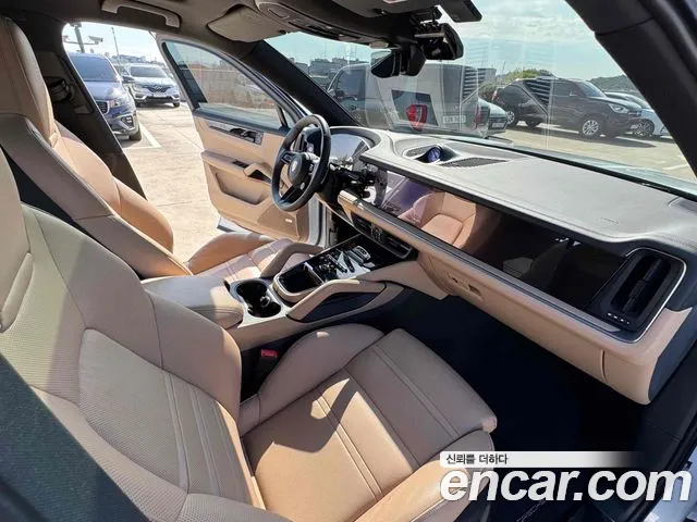 Porsche Cayenne 2024