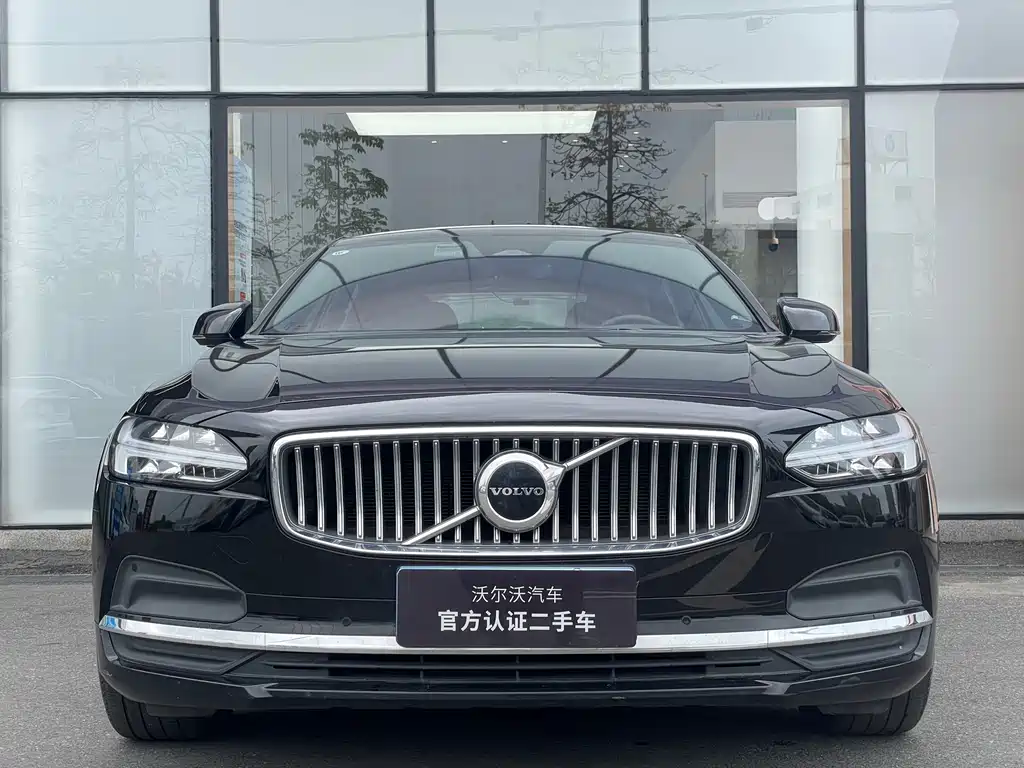 Volvo S90 2024