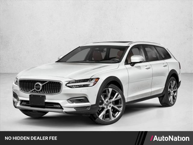 Volvo V90 Cross Country 2025