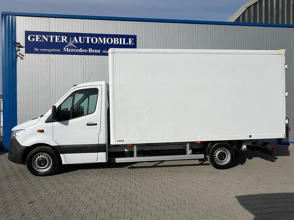 Mercedes-Benz SPRINTER 2021