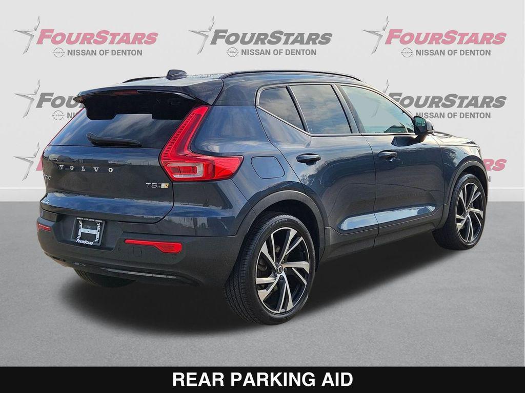 Volvo XC40 2022