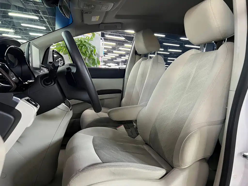 Buick GL8 2021