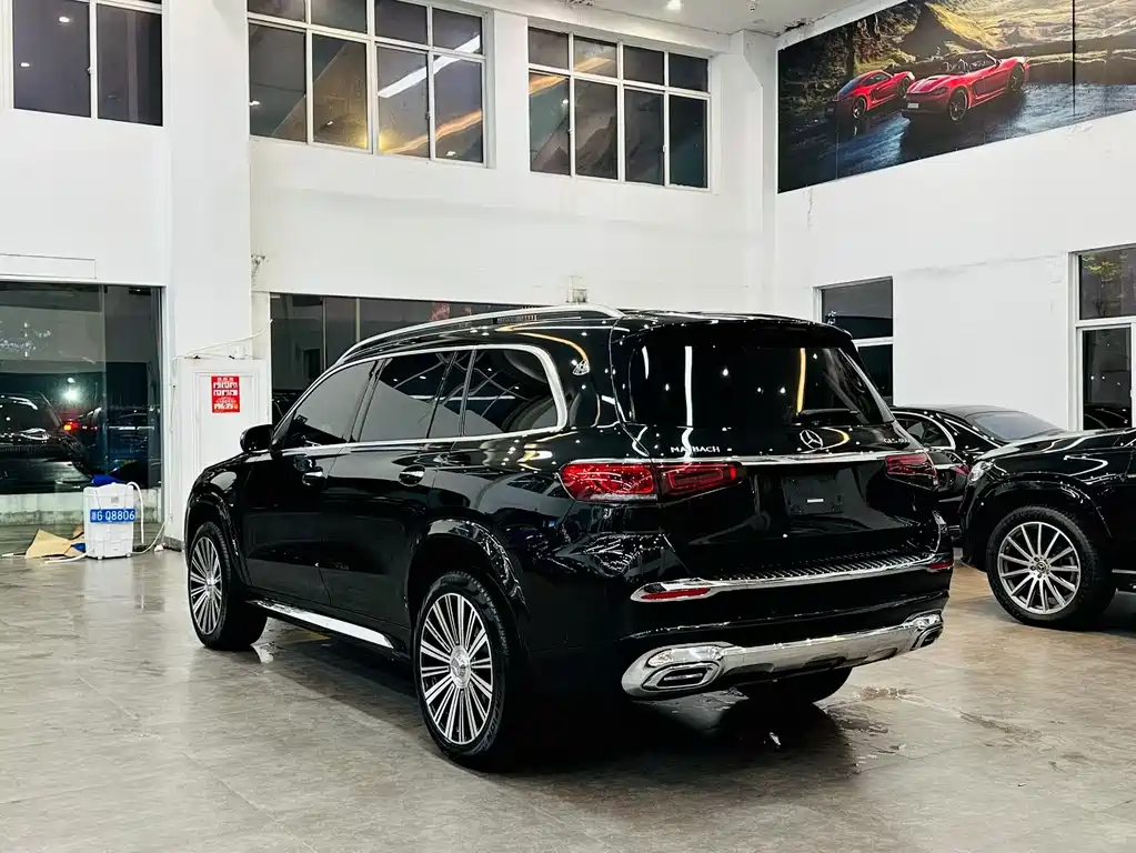 Mercedes-Benz GLS 2023