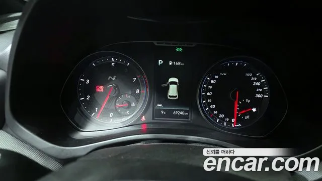 Hyundai Veloster 2020