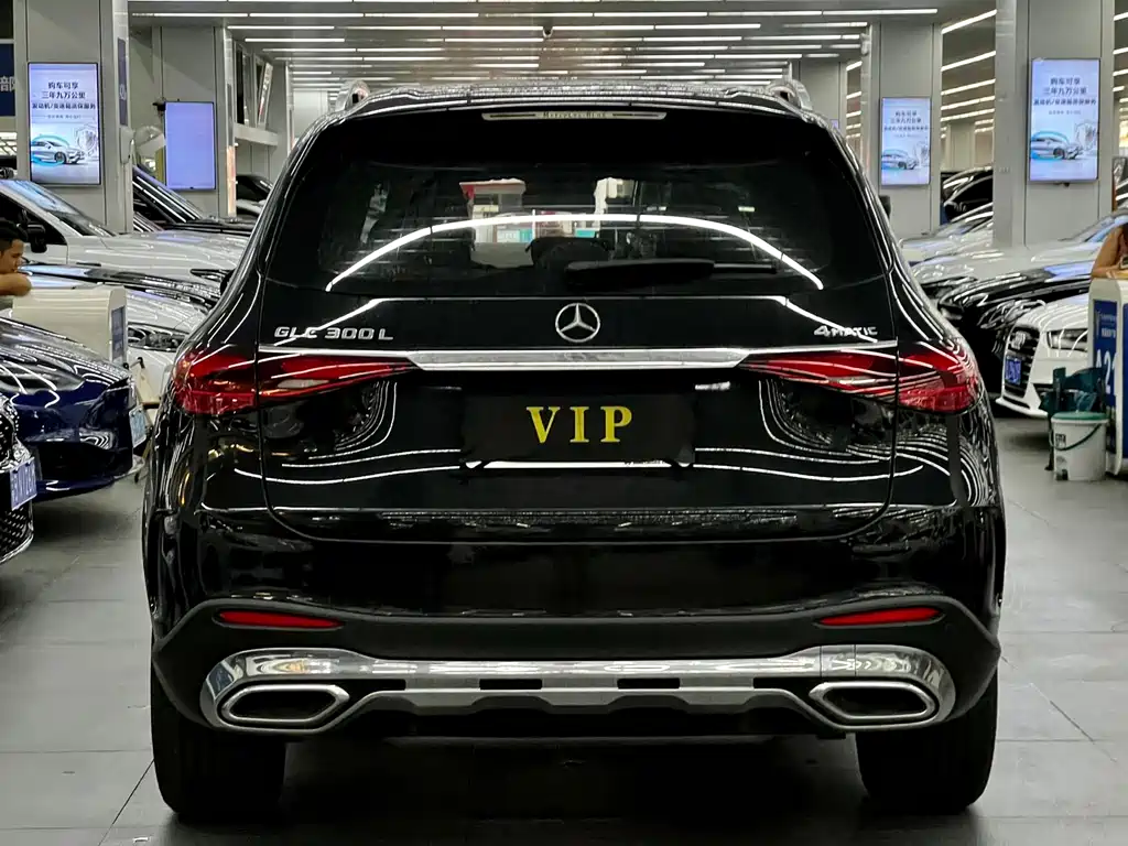 Mercedes-Benz GLC 2025