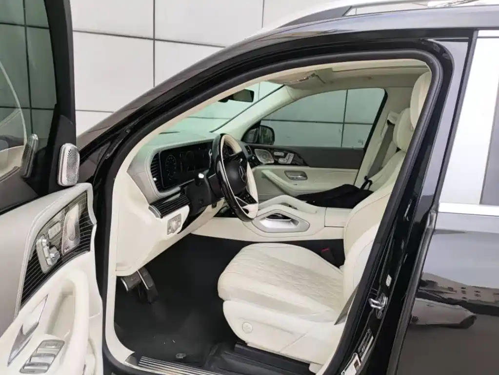 Mercedes-Benz GLS 2024