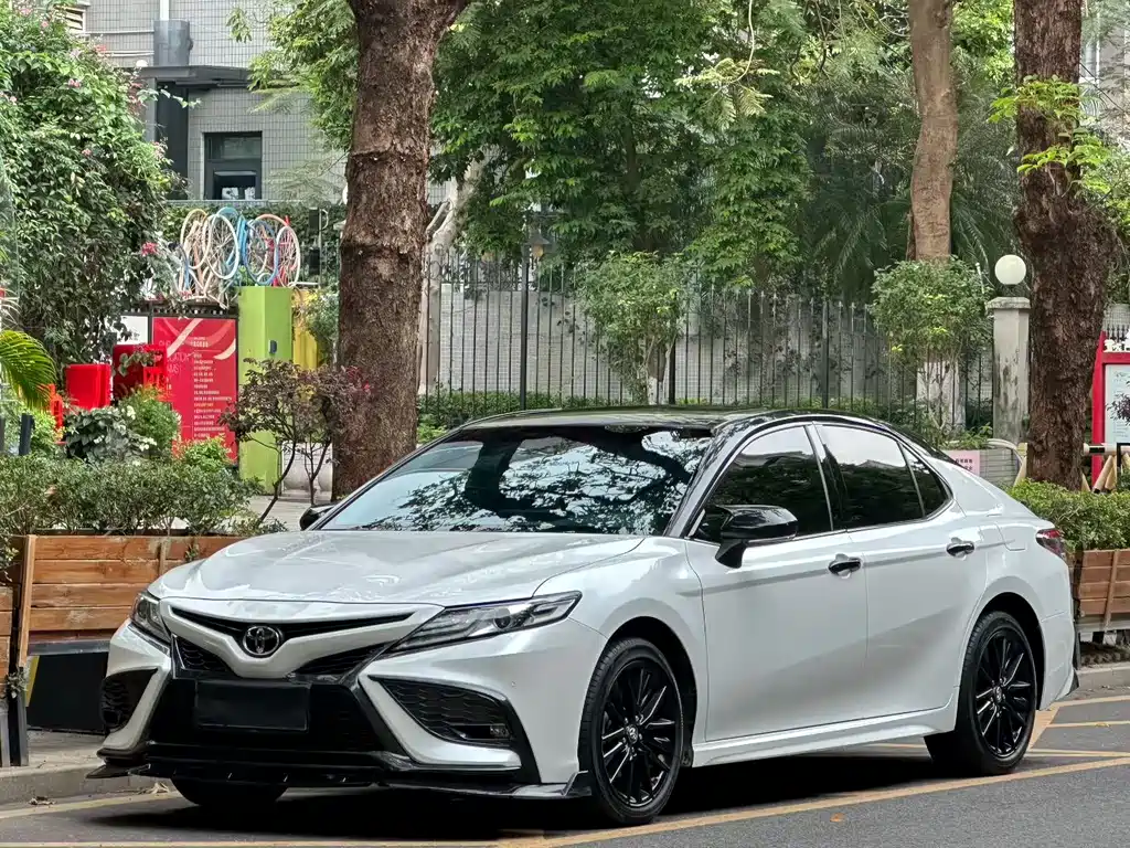 Toyota Camry 2023