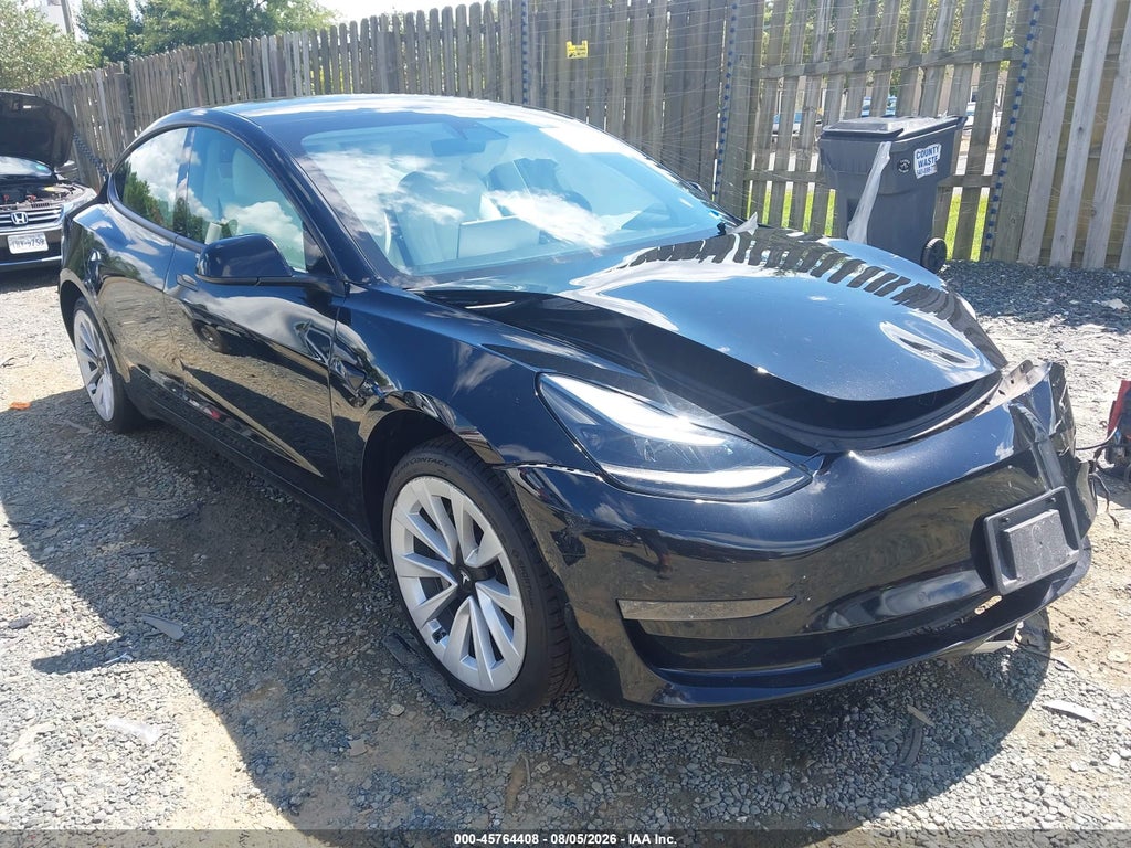 Tesla Model 3 2022
