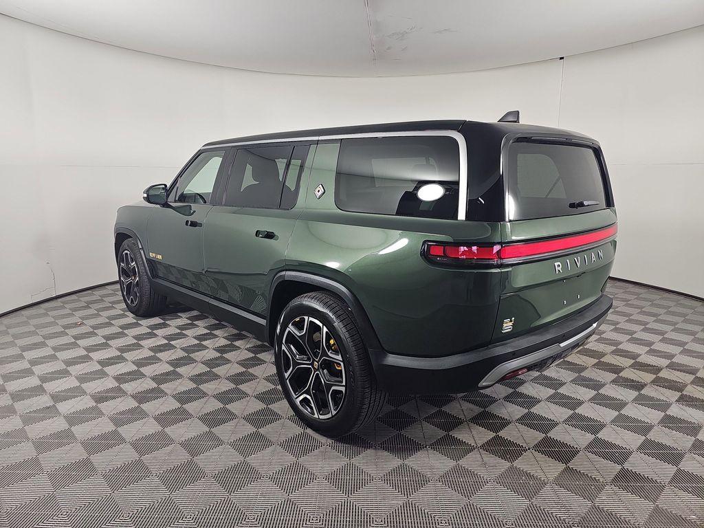 Rivian R1S 2024