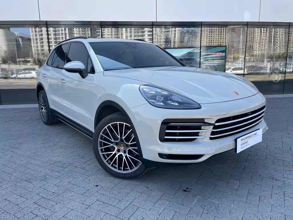 Porsche Cayenne 2022