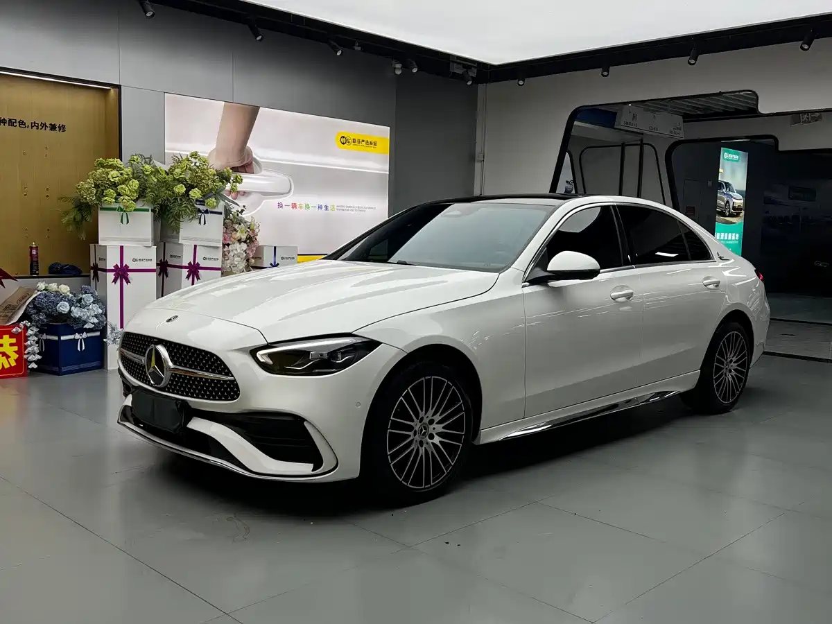 Mercedes-Benz C-Класс 2025