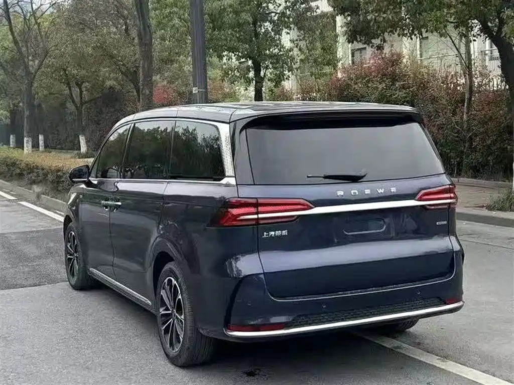 Roewe iMAX8 2021