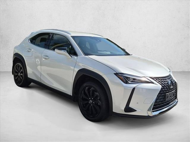 Lexus UX 2022