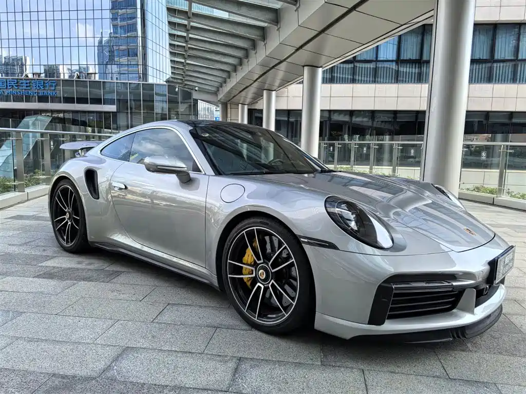 Porsche 911 2021