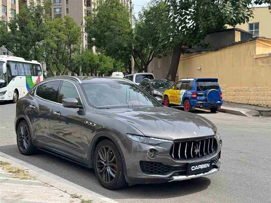 Maserati Levante 2021