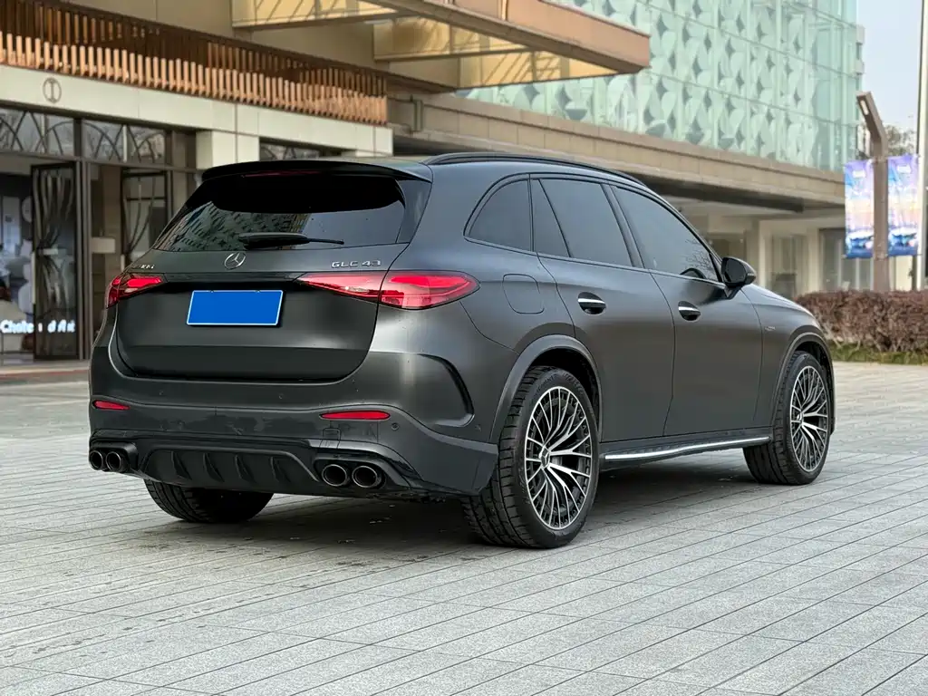 Mercedes-Benz GLC AMG 2024