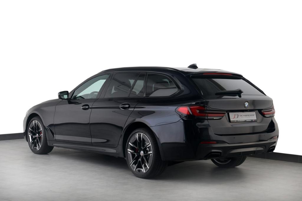 BMW 540 2022