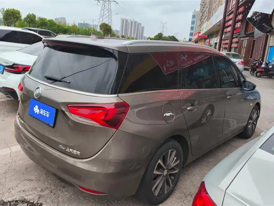 Buick GL6 2020