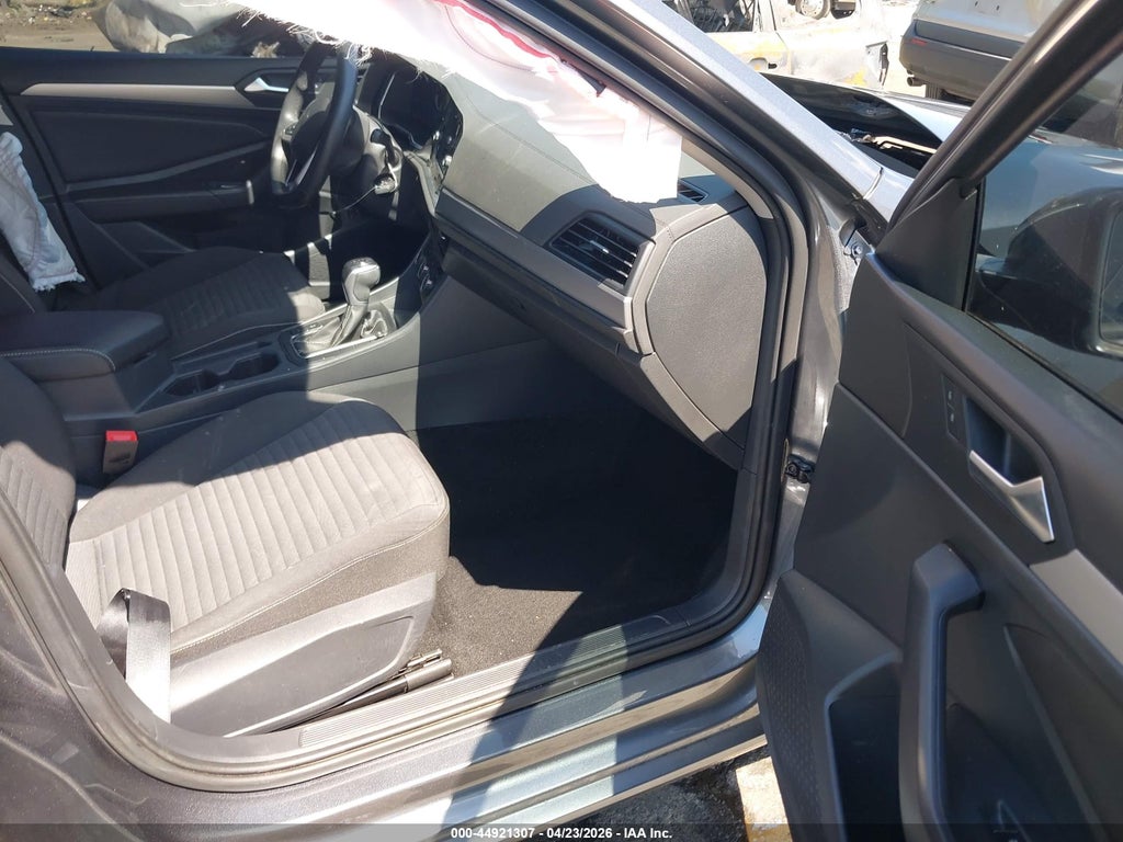 Volkswagen Jetta 2023