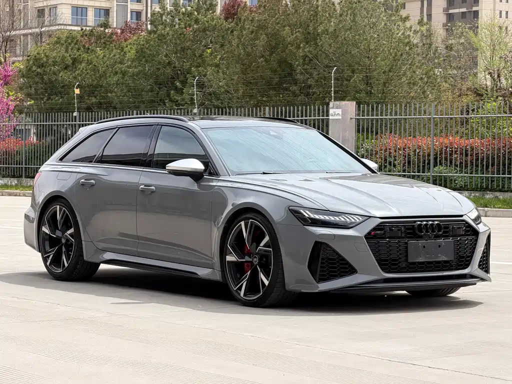 Audi RS 6 2021