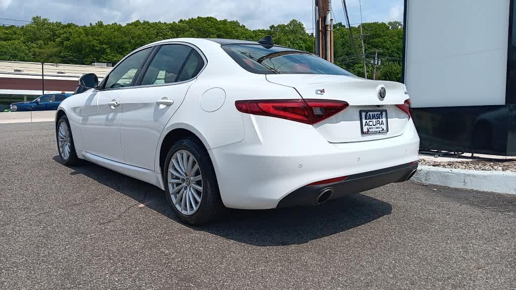 Alfa Romeo Giulia 2021