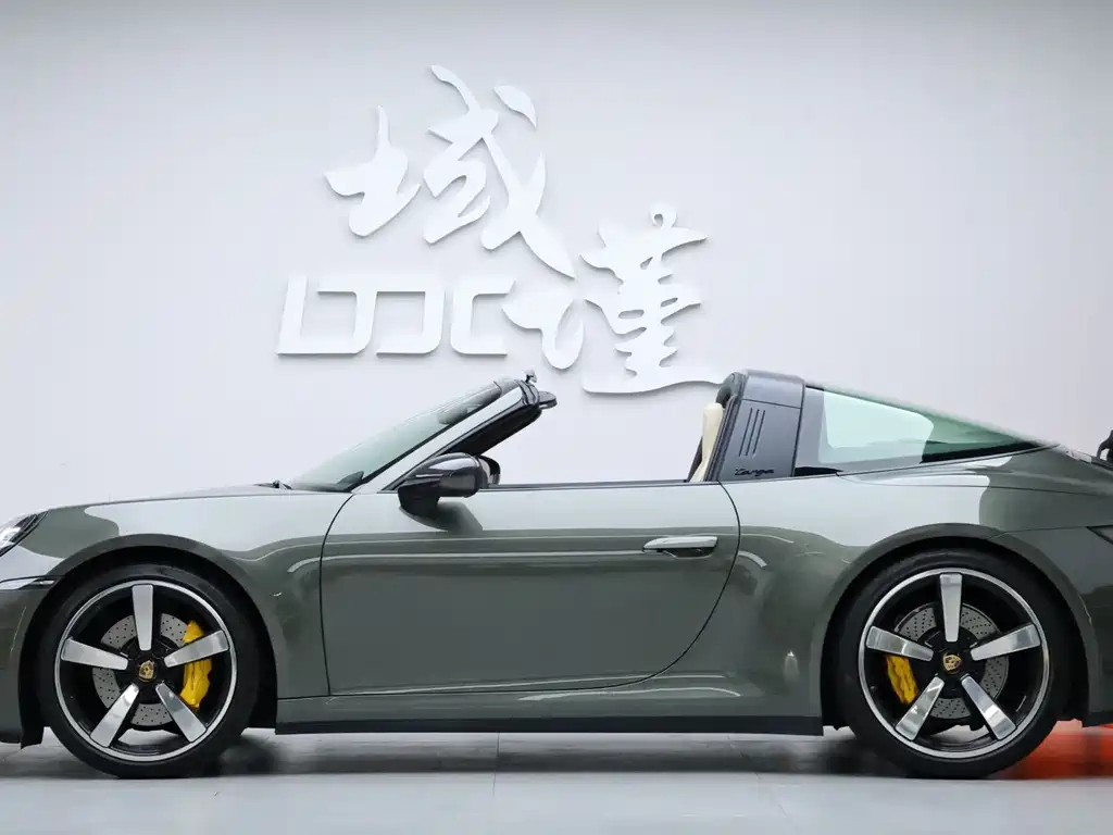Porsche 911 2022