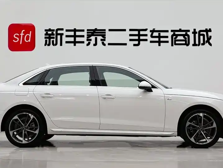 Audi A4 2024