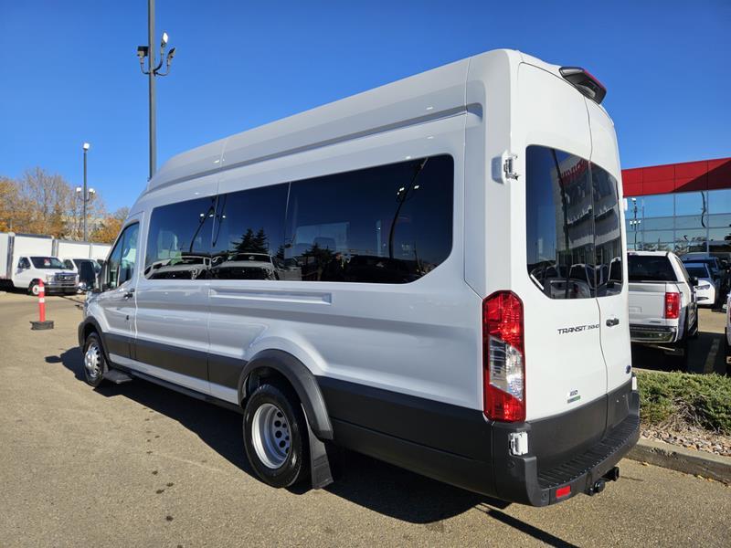 Ford Transit 2024